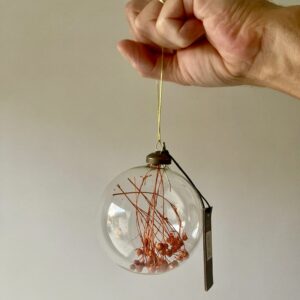Xmas Bauble with Dried Flower Insert