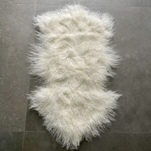 Curly Tibetan Sheepskin Rug Ivory