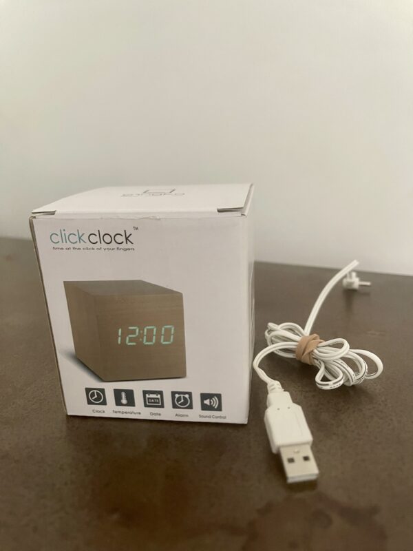 Ex Display Cube Maple Click Clock