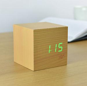 Cube Beech Click Clock Green LED