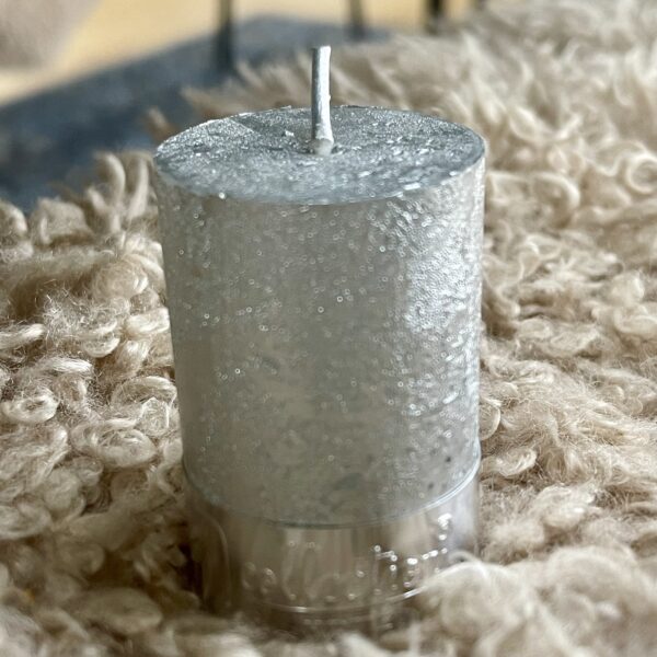 Metallic Silver Pillar Candle 6x4cm