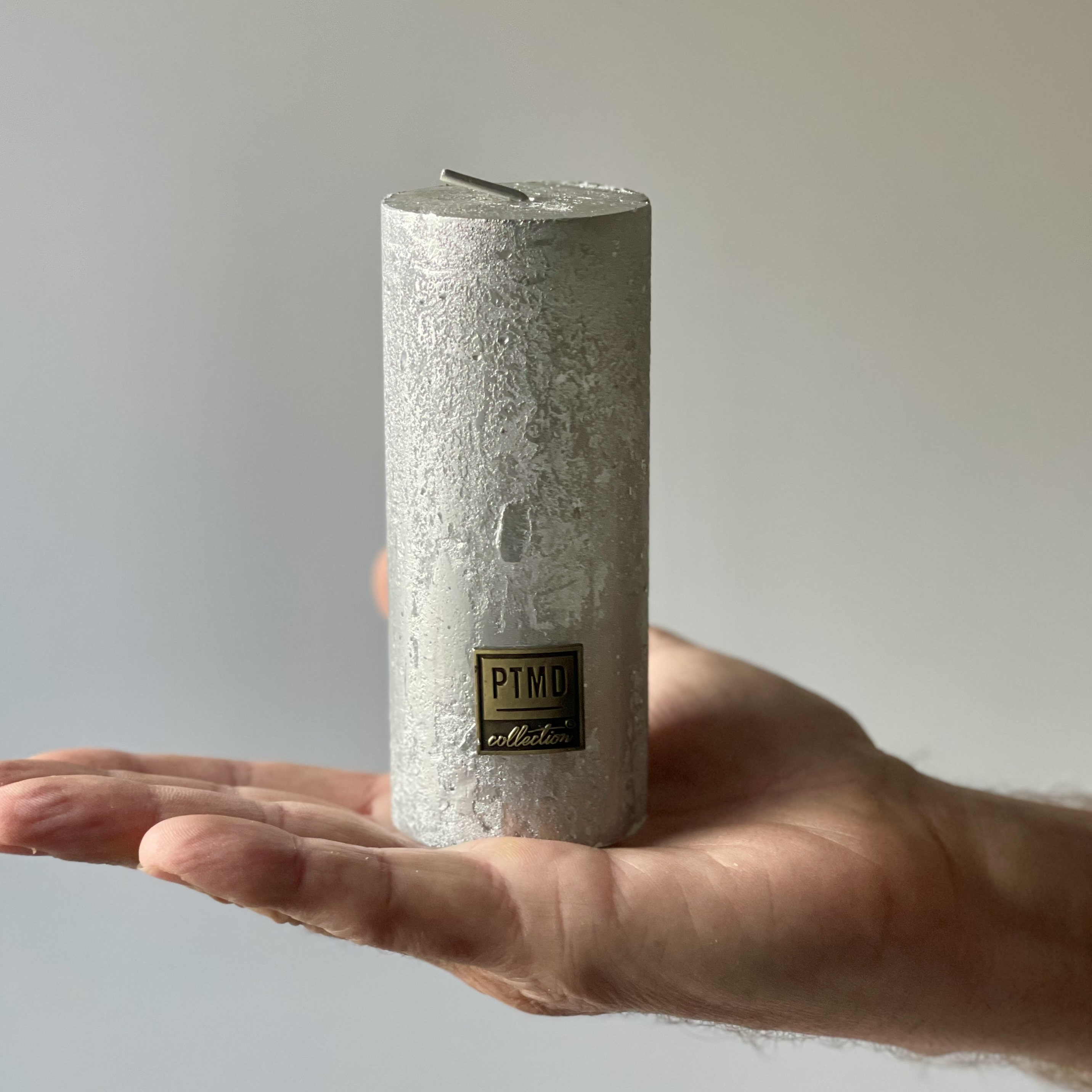 Metallic Gold Pillar Candle 12x5cm
