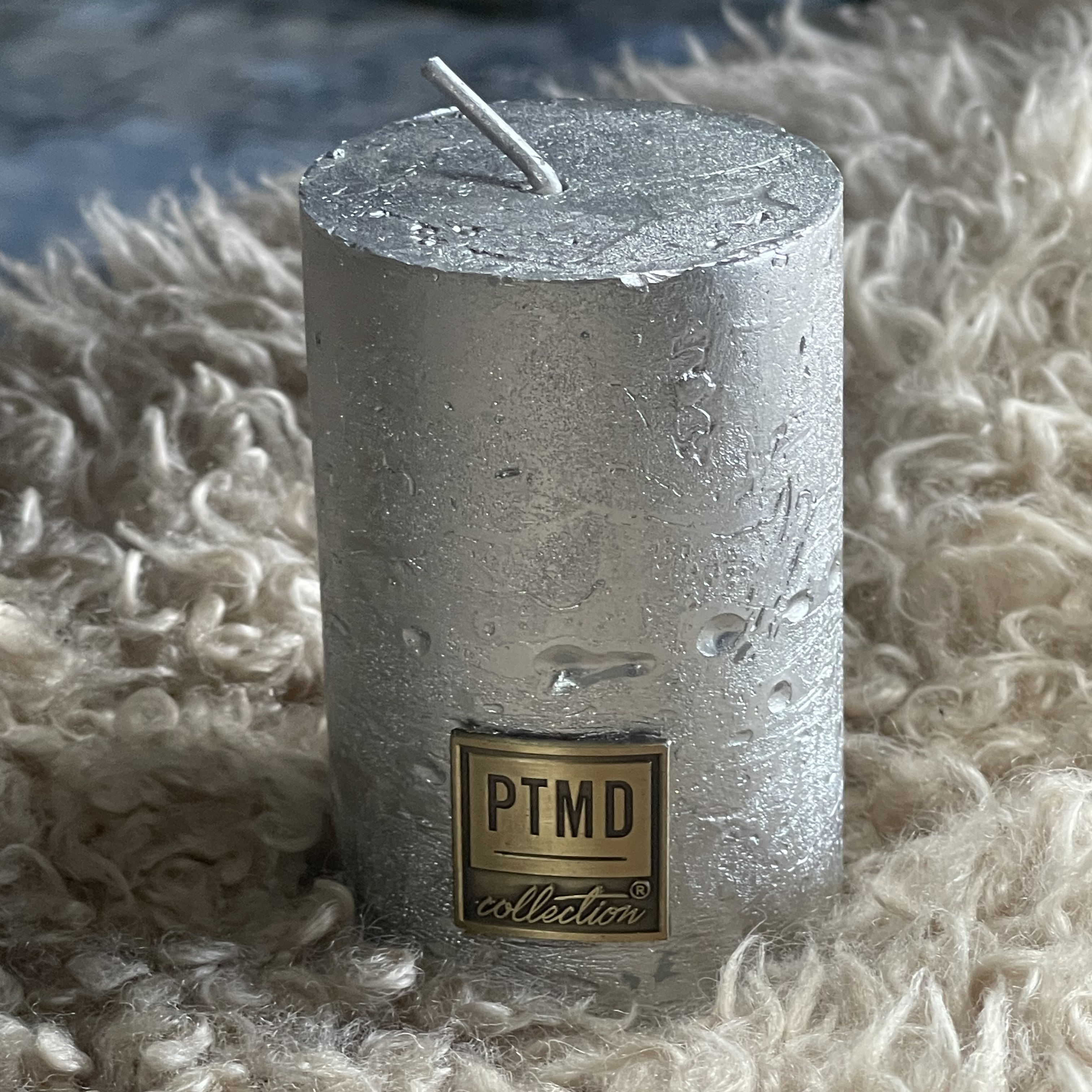 Metallic Silver Pillar Candle 8x5cm