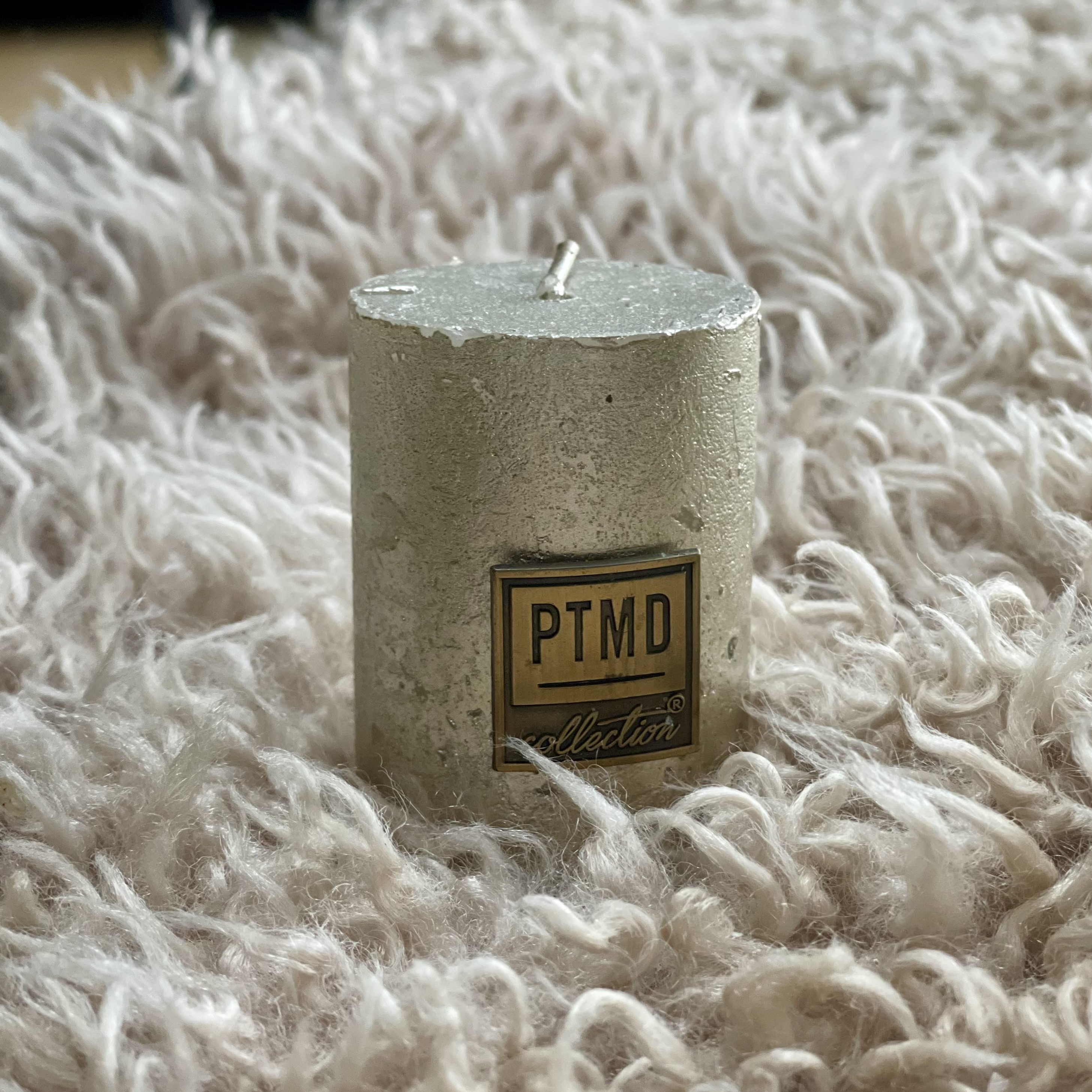 Metallic Gold Pillar Candle 6x4cm